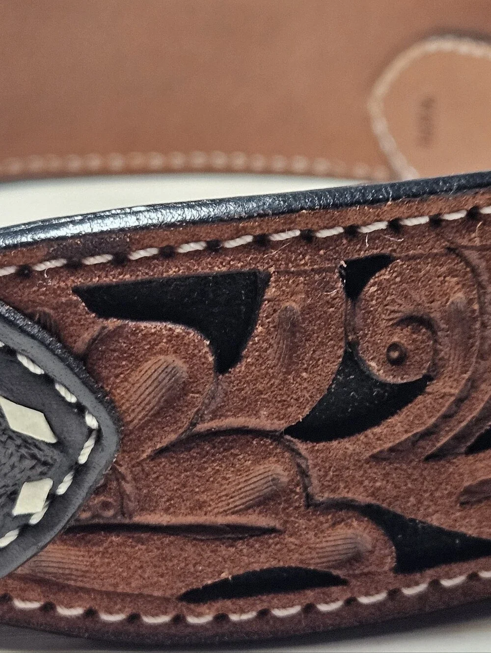 3D Belt Co. Men's Floral Tooled Buckstitch Leather Western Belt - NWOT Size 38